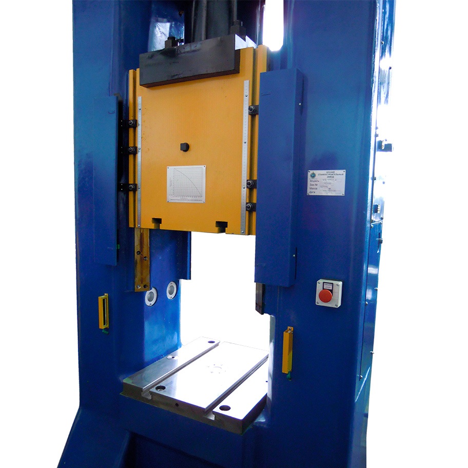 Пресс винтовой с дугостаторным приводом Ф1736Фото 9782-02.jpg