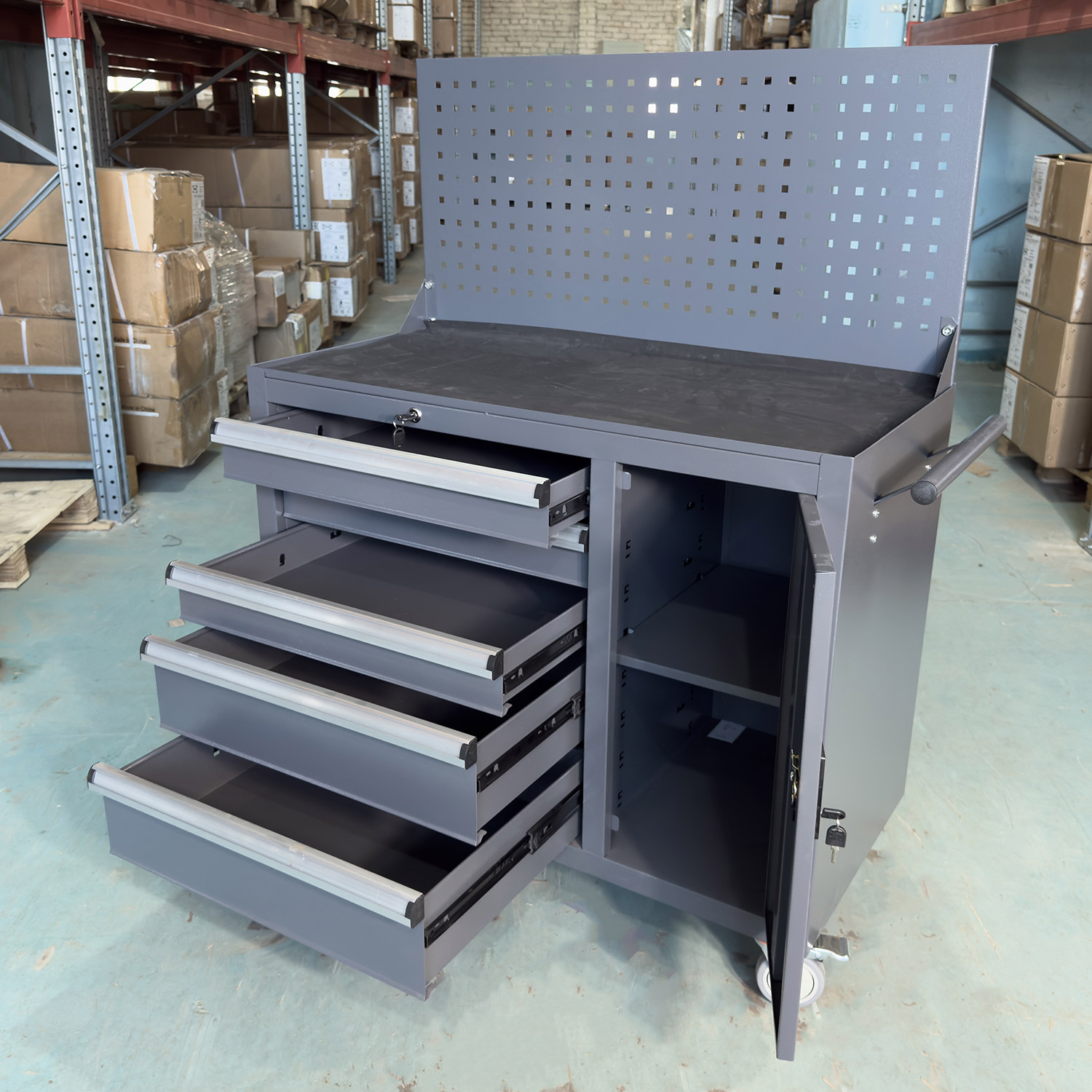 Шкаф для инстументов SP-003Фото 9868-02.jpg