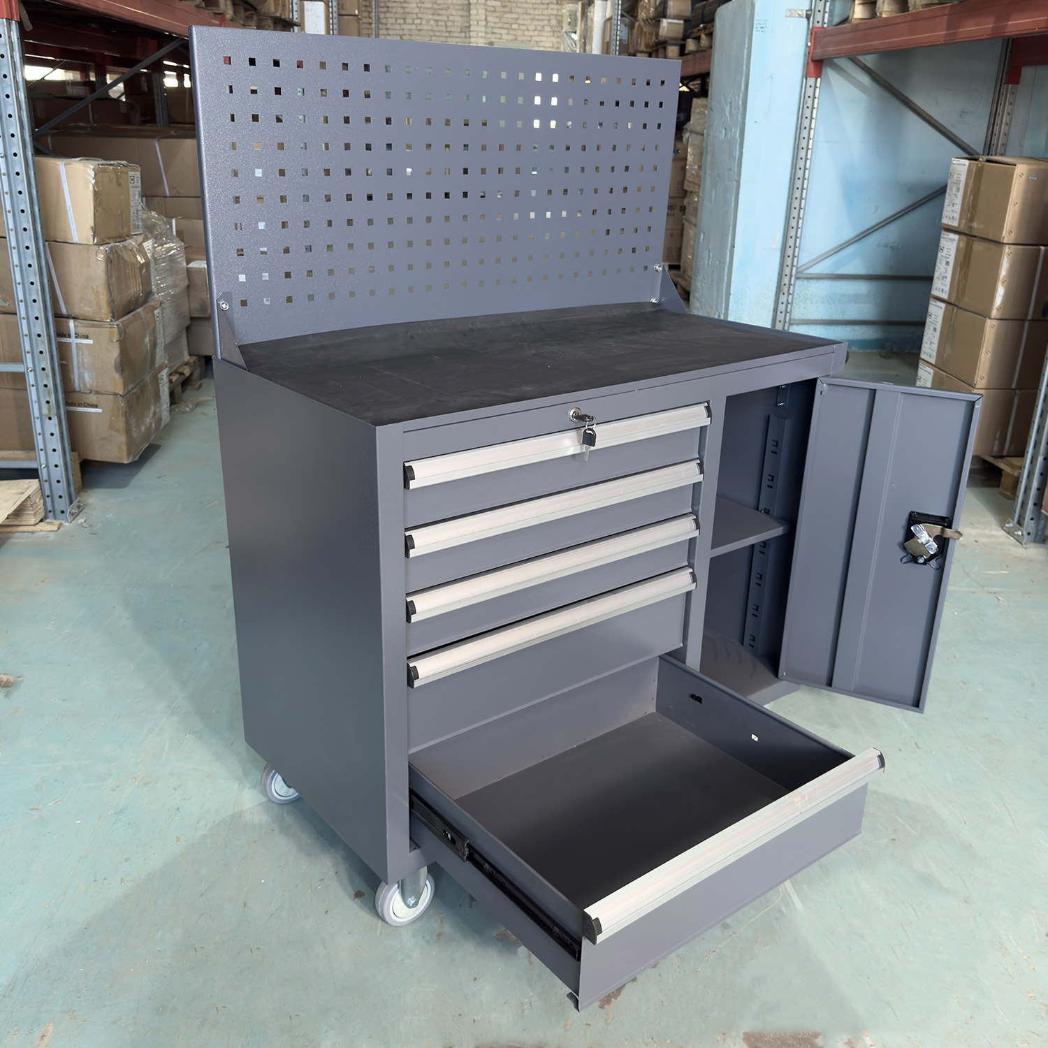 Шкаф для инстументов SP-003Фото 9868-06.jpg