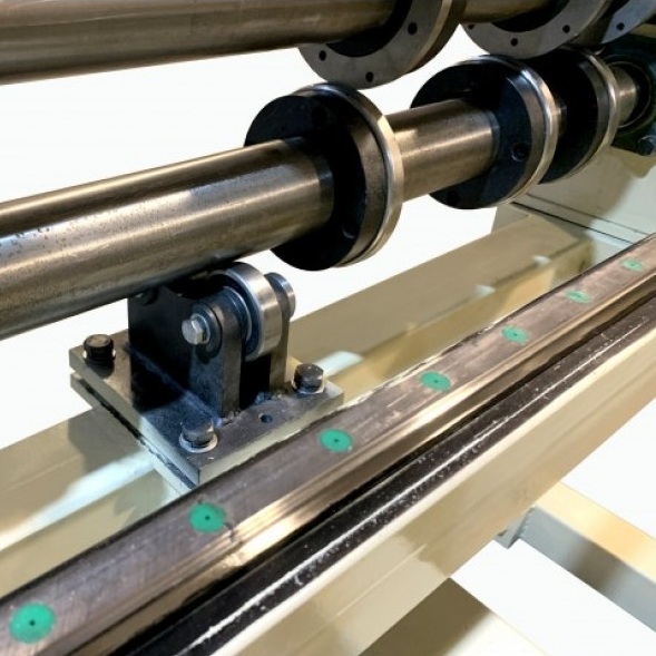 Станок продольной резки металла Stangroup Machinery SGFT-1300Фото 9950-08.jpg