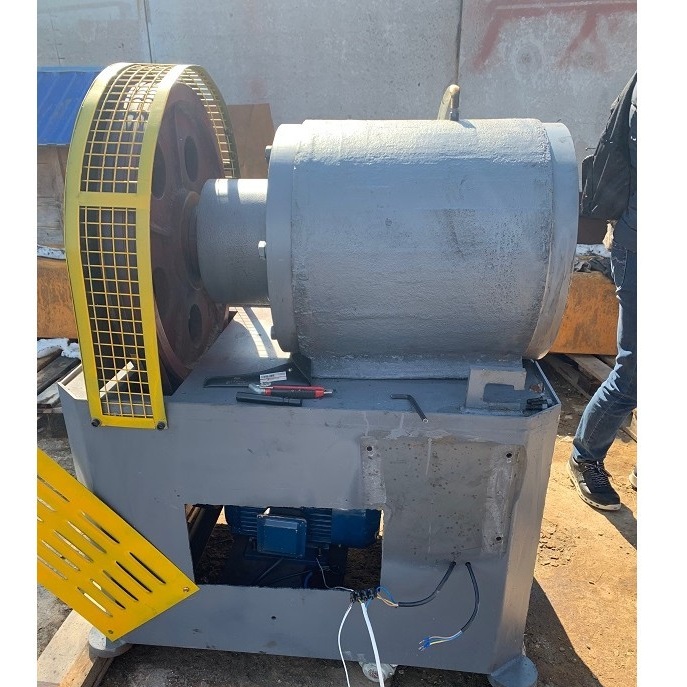 Станок для изготовления конуса из тонкостенной сварной трубы Stangroup Machinery  SGPS-450Фото 9961-02.jpg